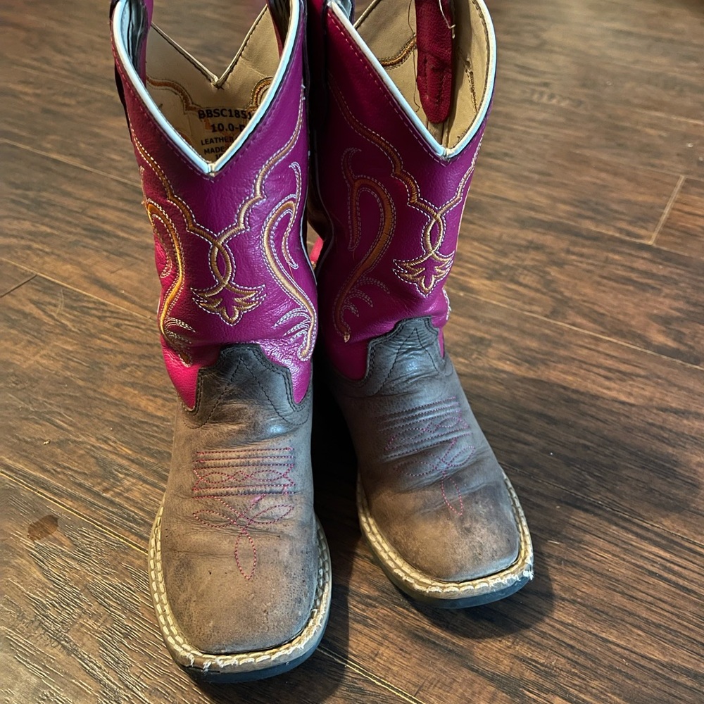 Girls toddlers boots size 10.5